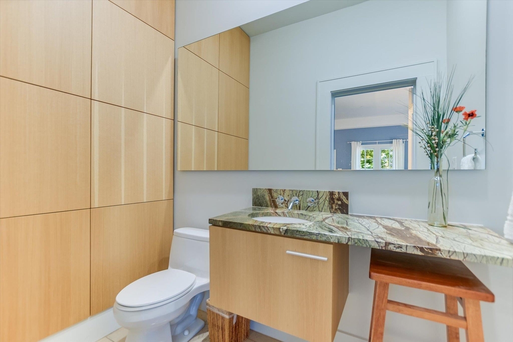 2109 Nickerson St - Photo 16