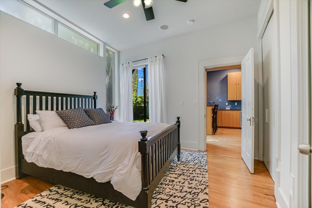 2109 Nickerson St - Photo 12