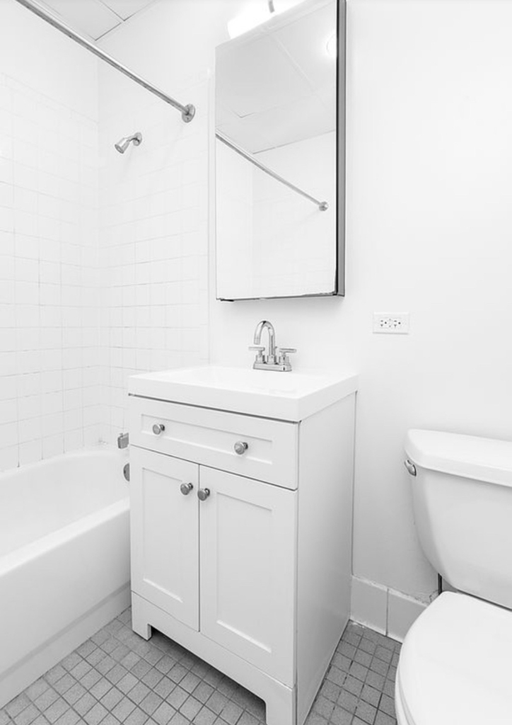 135 William Street - Photo 6