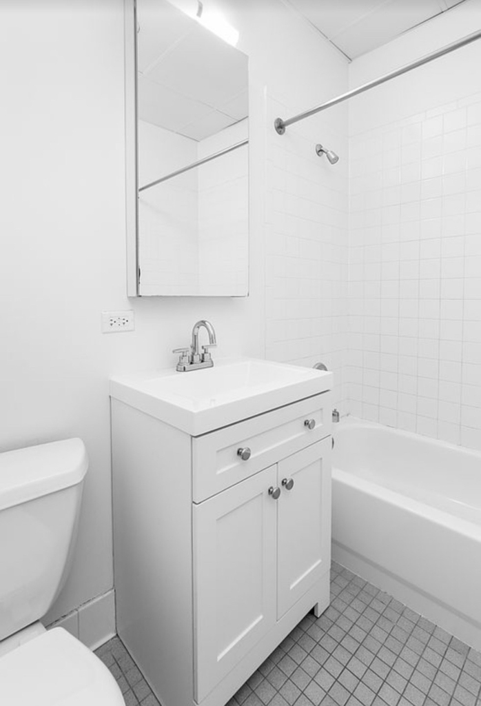 135 William Street - Photo 5
