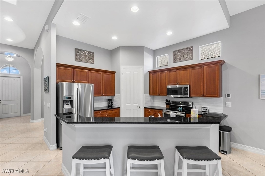 7778 Ashton Road - Photo 6