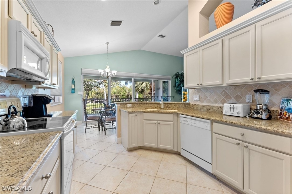 6840 Ascot Drive - Photo 9