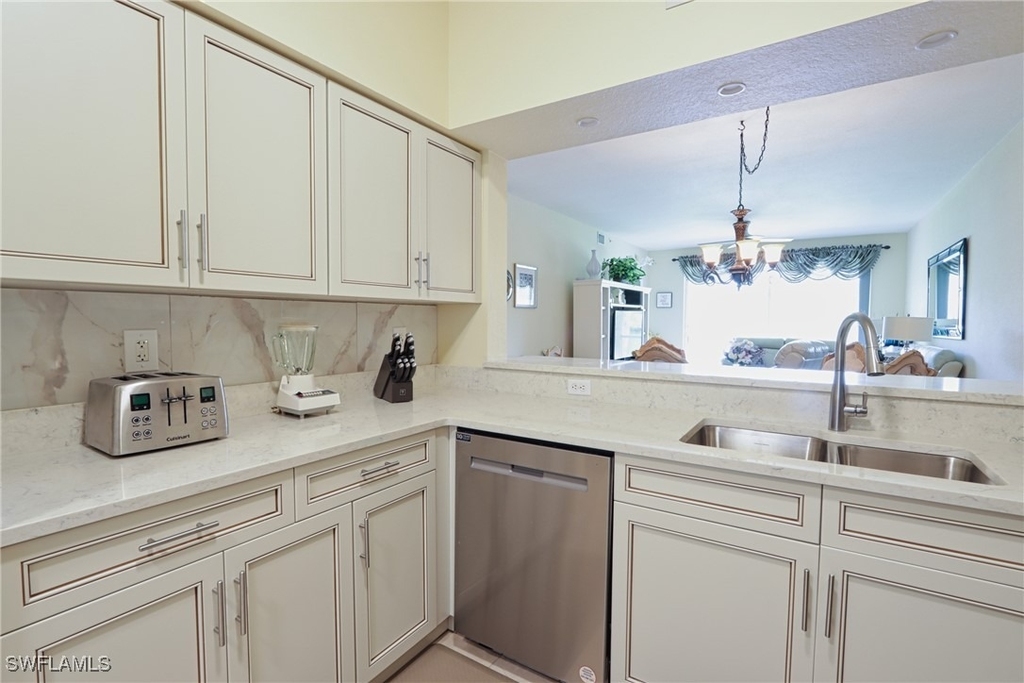 3250 Cypress Glen Way - Photo 7