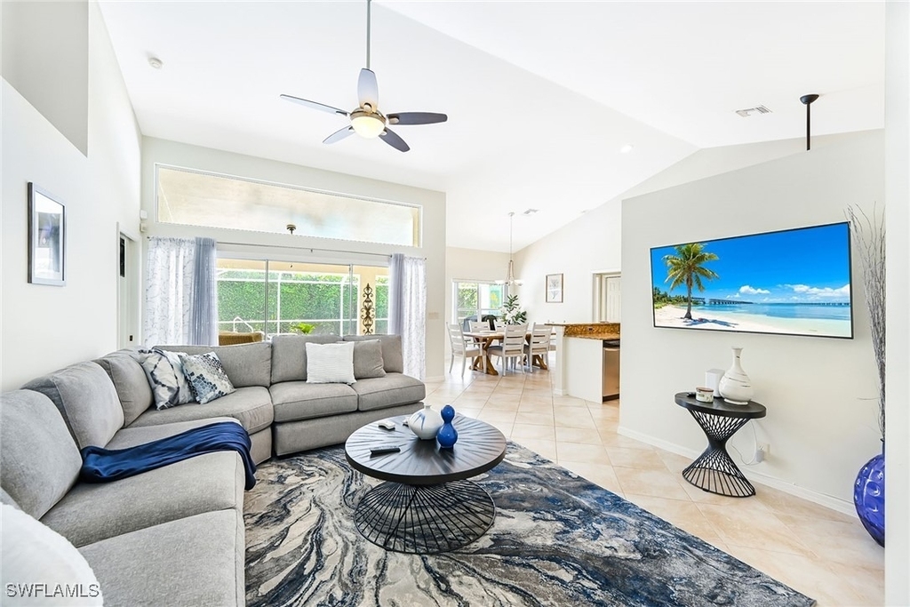589 Lambton Lane - Photo 2