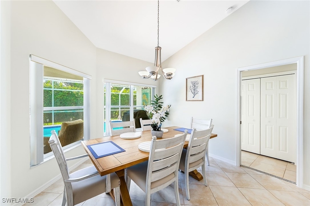 589 Lambton Lane - Photo 4