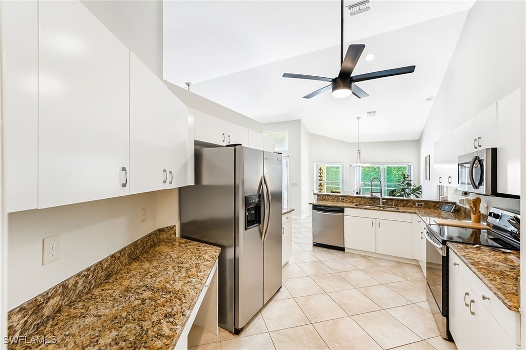 589 Lambton Lane - Photo 7