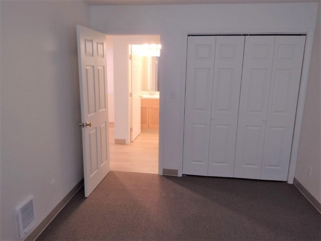 450 J St - Photo 10