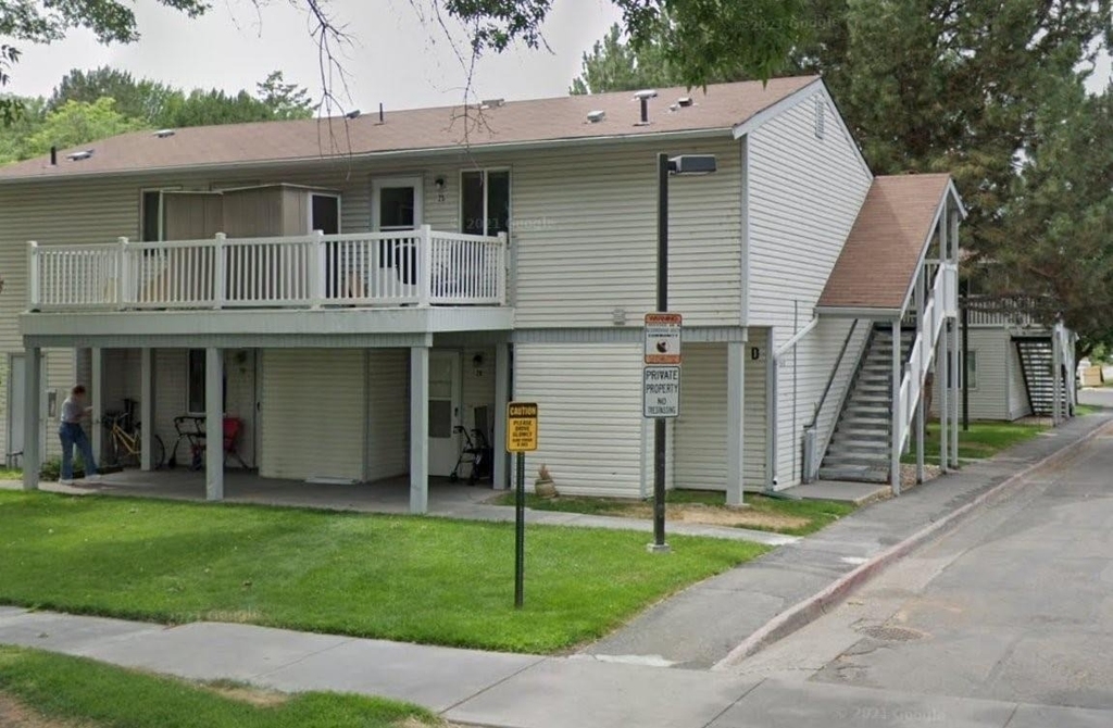 450 J St - Photo 0