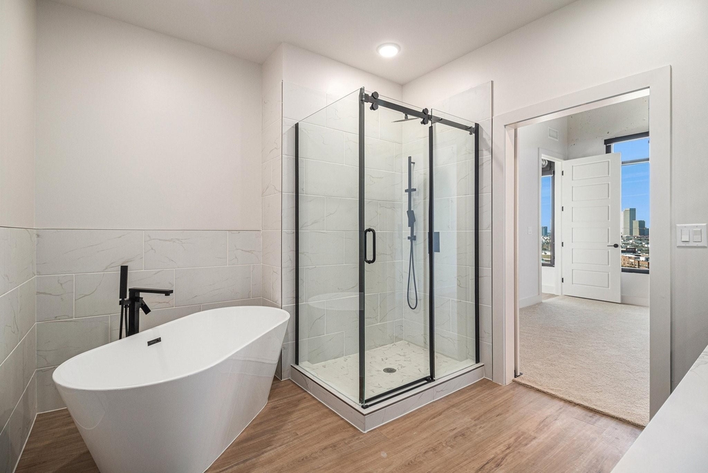 1801 Smith Street - Photo 10