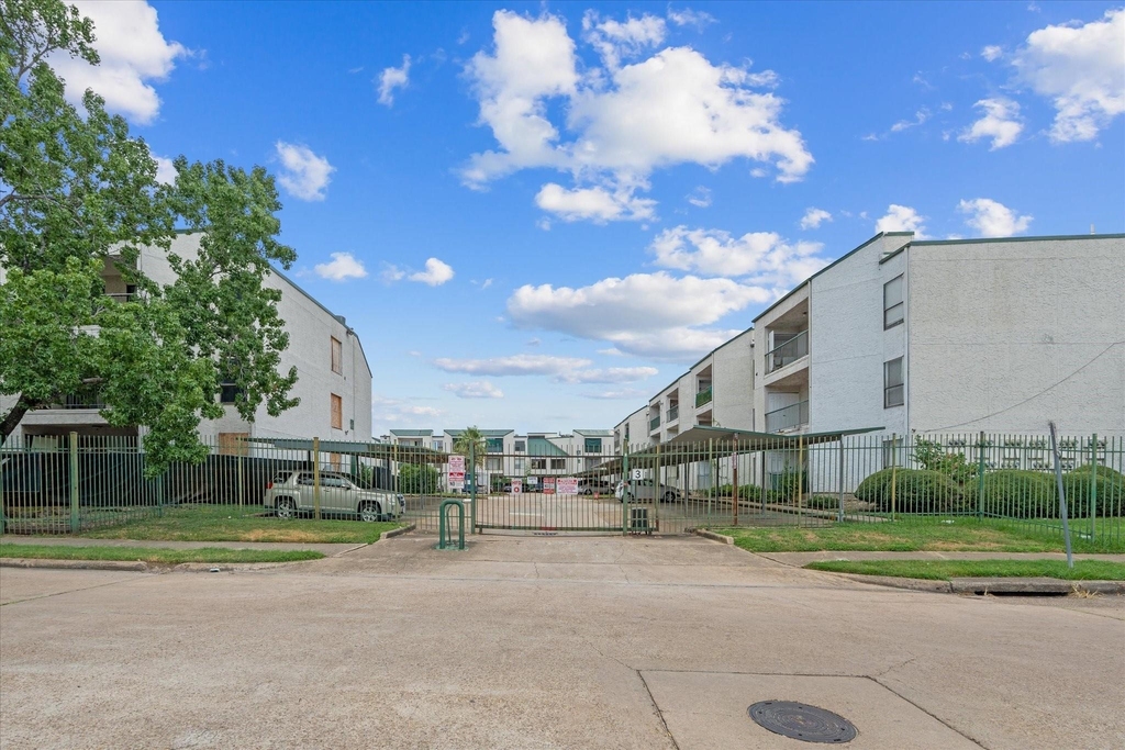 2830 S Bartell Drive - Photo 11