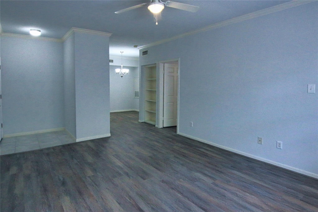 2255 Braeswood Park Drive - Photo 2