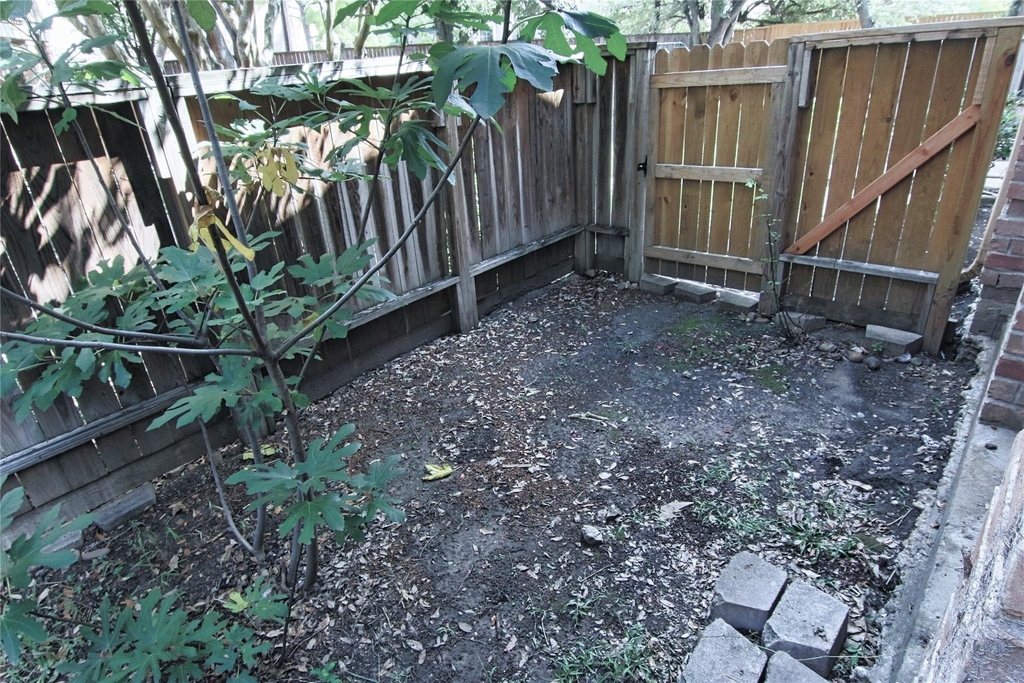 2255 Braeswood Park Drive - Photo 13