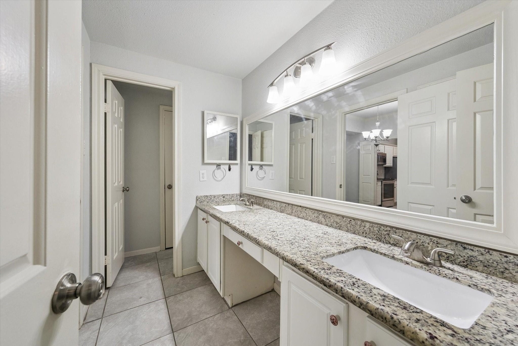 2255 Braeswood Park Drive - Photo 14