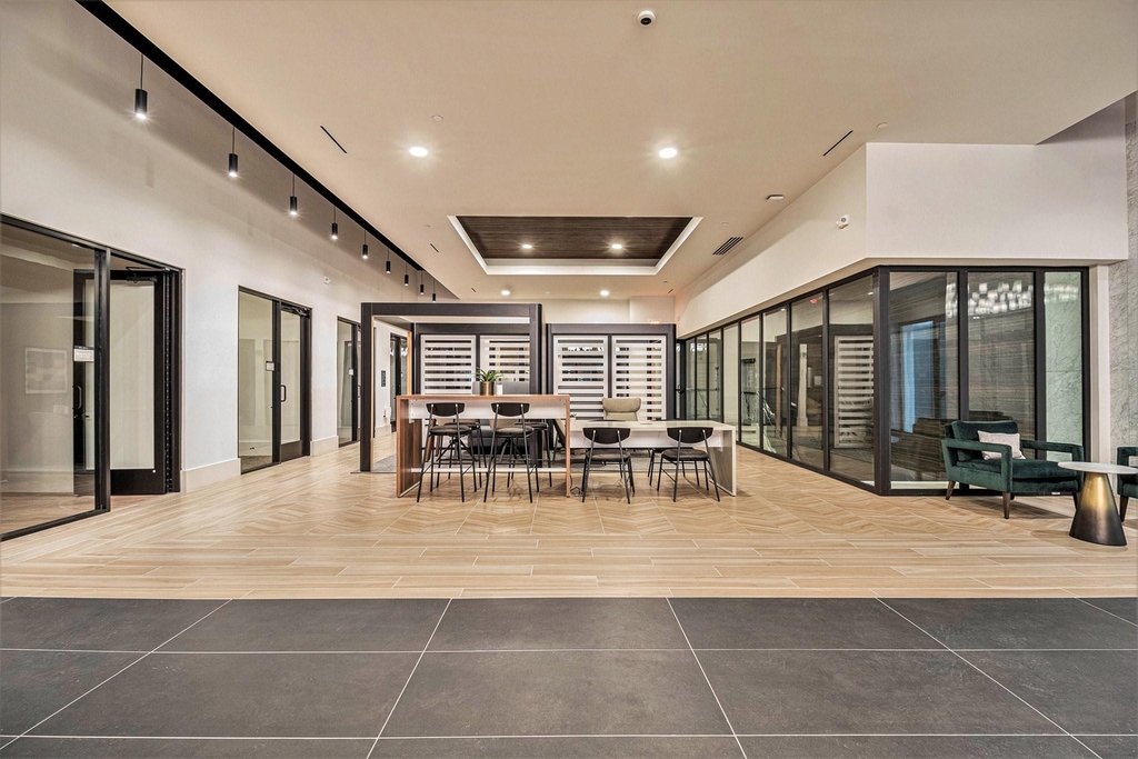 1801 Smith Street - Photo 15