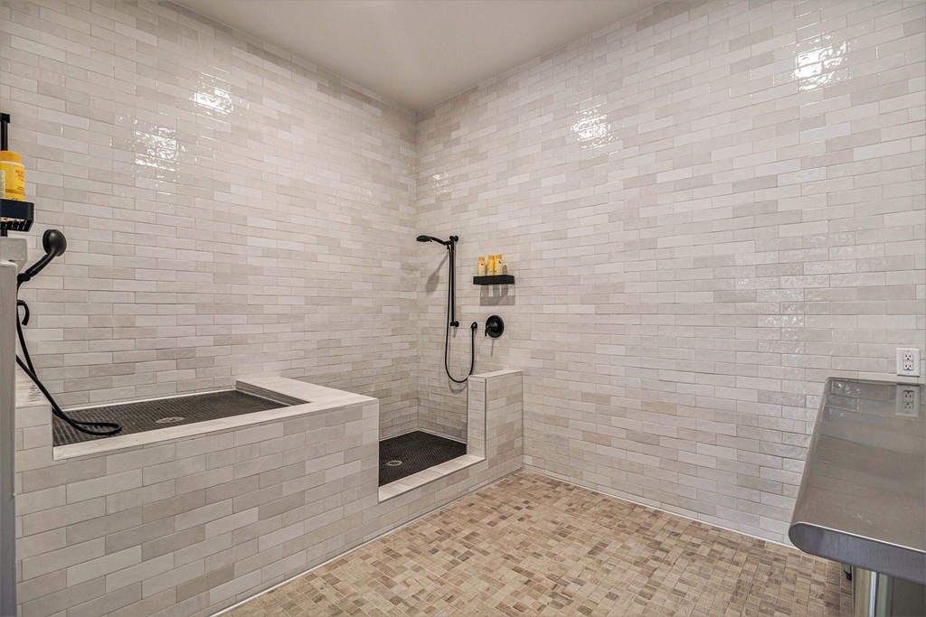 1801 Smith Street - Photo 27