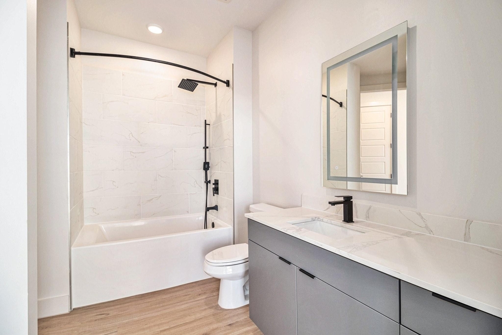 1801 Smith Street - Photo 9