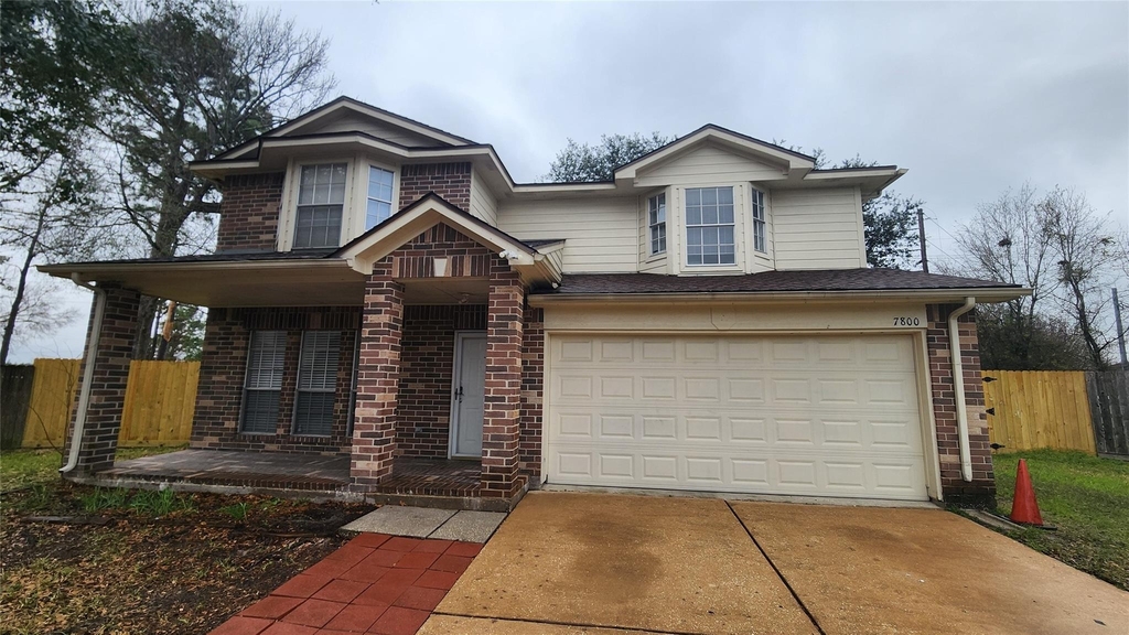 7800 Summer Place Drive - Photo 0