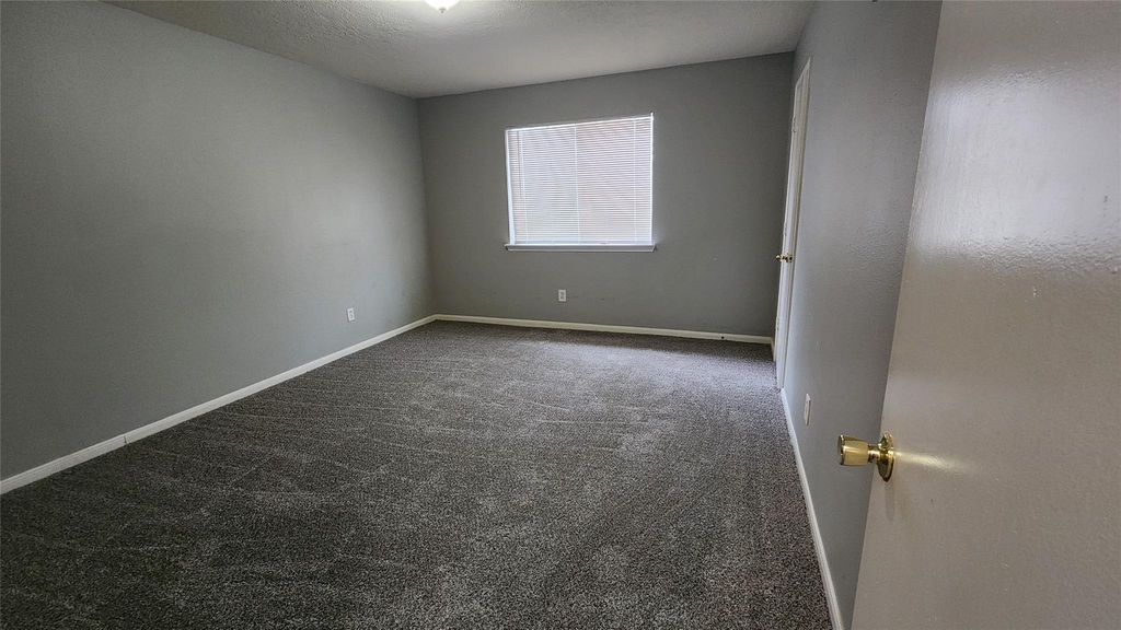 7800 Summer Place Drive - Photo 22