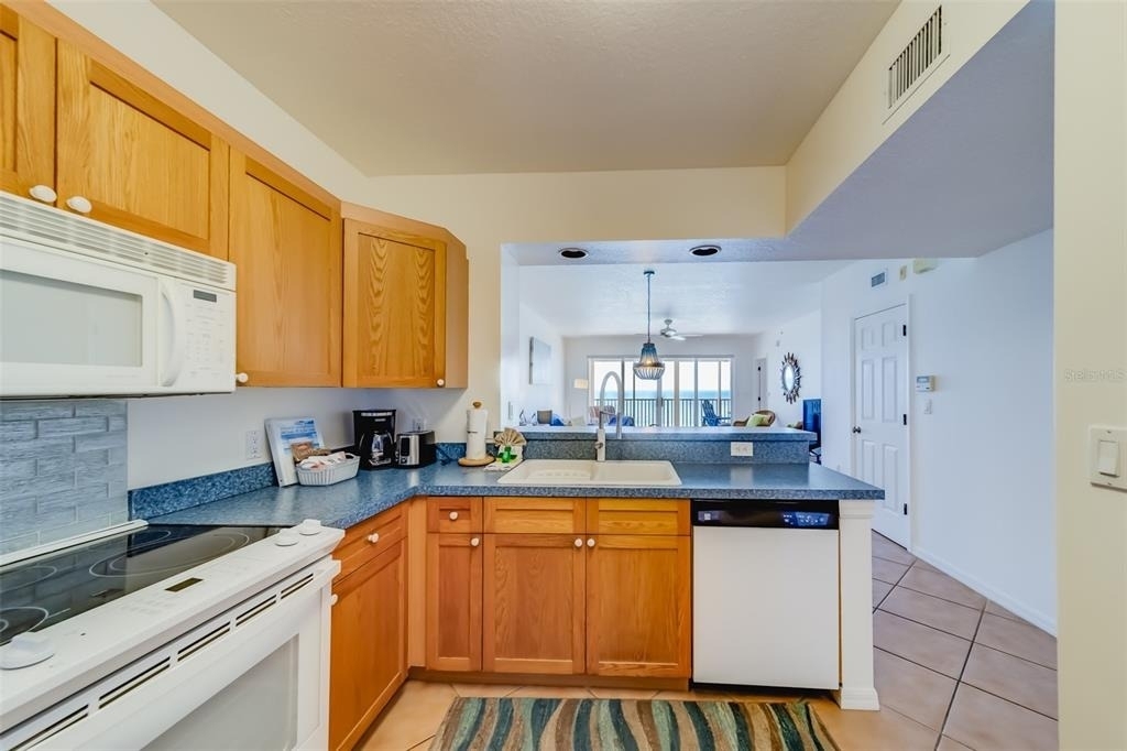 16550 Gulf Boulevard - Photo 16