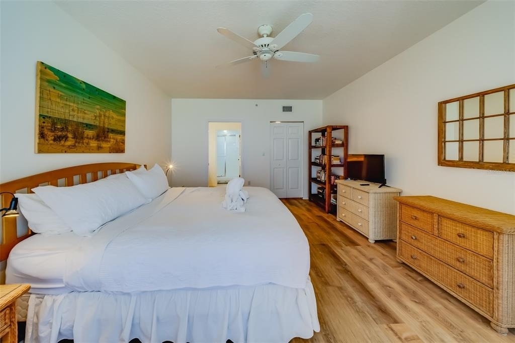 16550 Gulf Boulevard - Photo 21