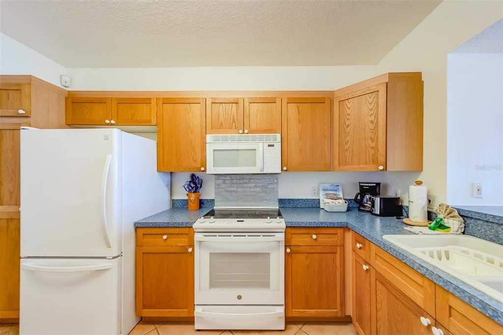 16550 Gulf Boulevard - Photo 17