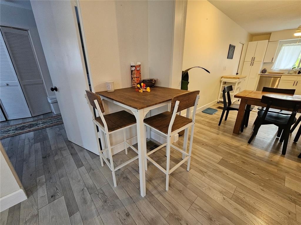 6442 Colonial Drive - Photo 4