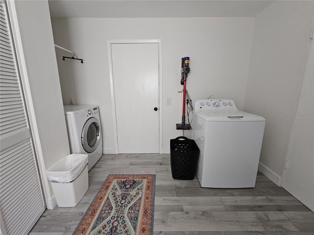 6442 Colonial Drive - Photo 19