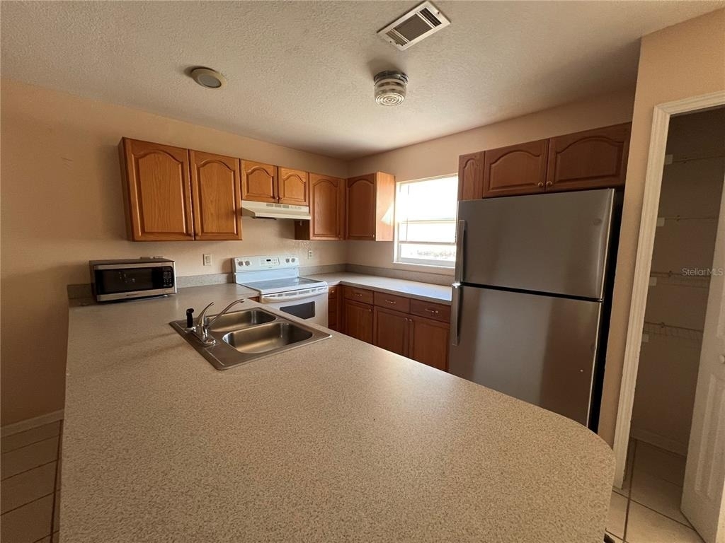27082 Adams Street - Photo 2