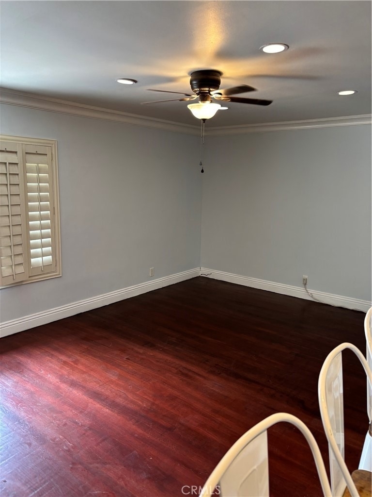 9031 Phyllis Avenue - Photo 2