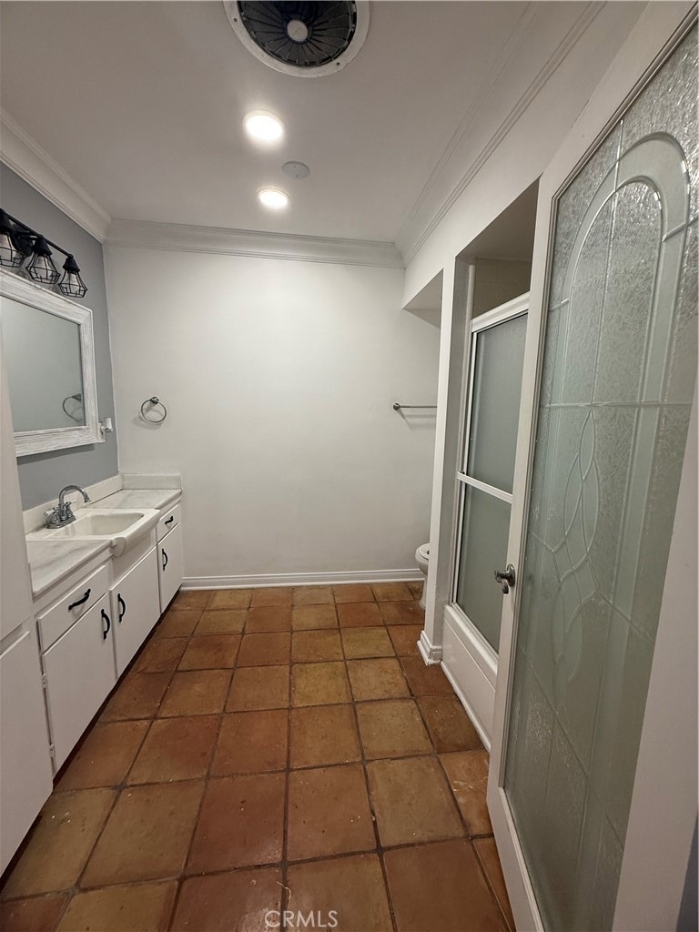 9031 Phyllis Avenue - Photo 7