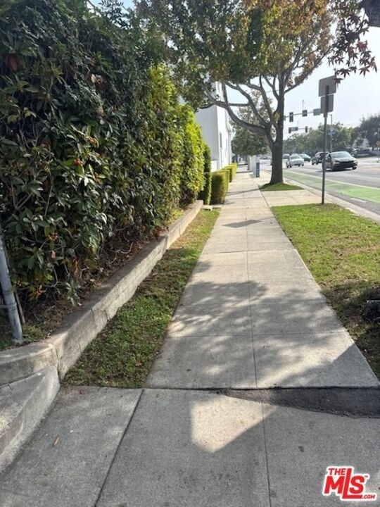 1543 11th Street - Photo 9