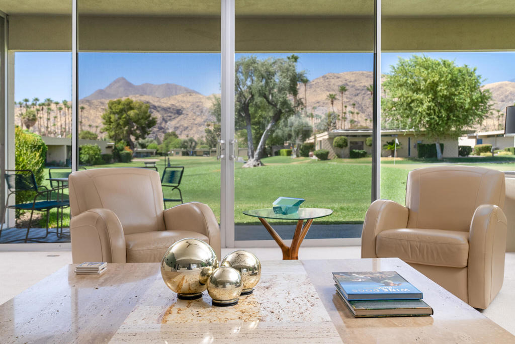 322 Desert Lakes Drive - Photo 10