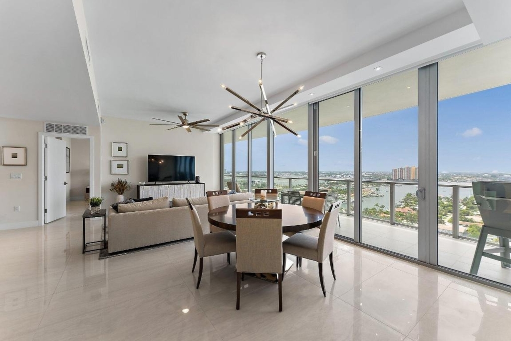 3100 N Ocean Drive - Photo 0