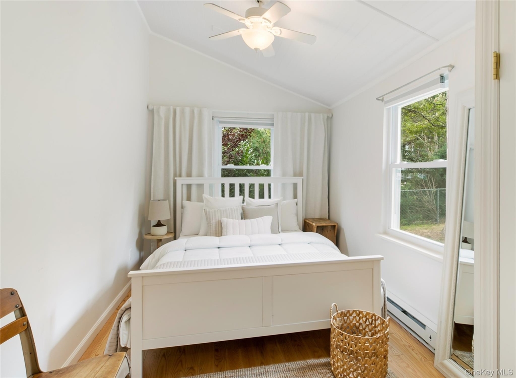 61 Squires Avenue - Photo 1