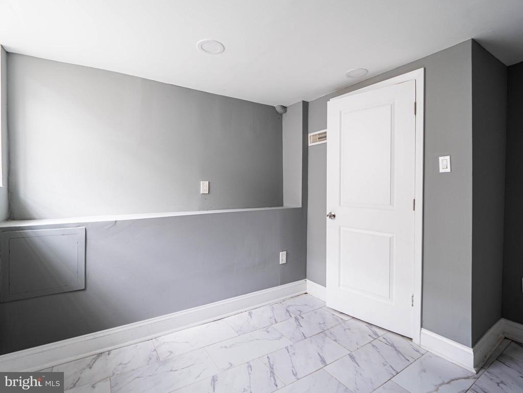 2327 N Carlisle Street - Photo 15