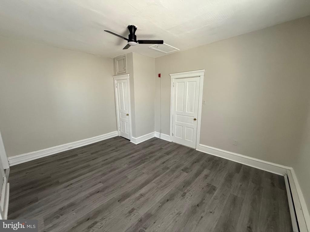 1945 W Hunting Park Avenue - Photo 9