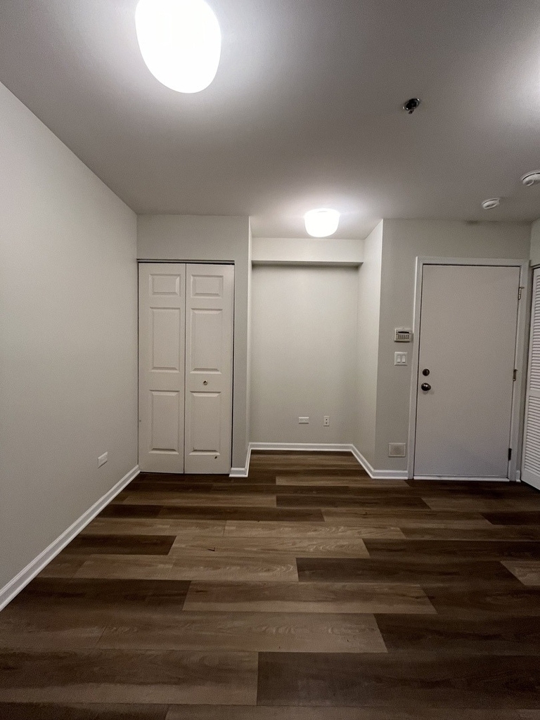 3951 W Ainslie Street - Photo 3