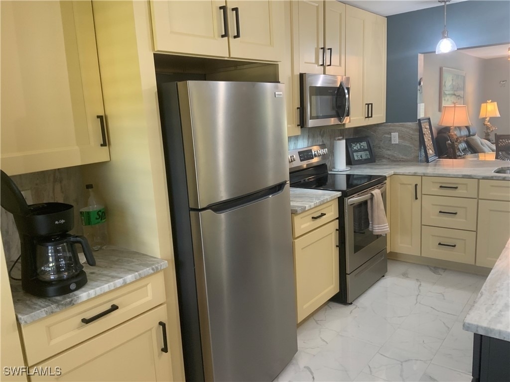 12170 Kelly Sands Way - Photo 7