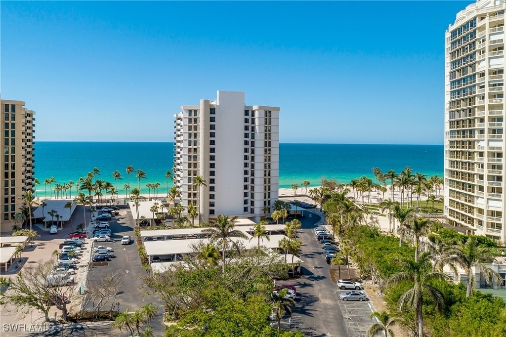 4005 Gulf Shore Boulevard N - Photo 2