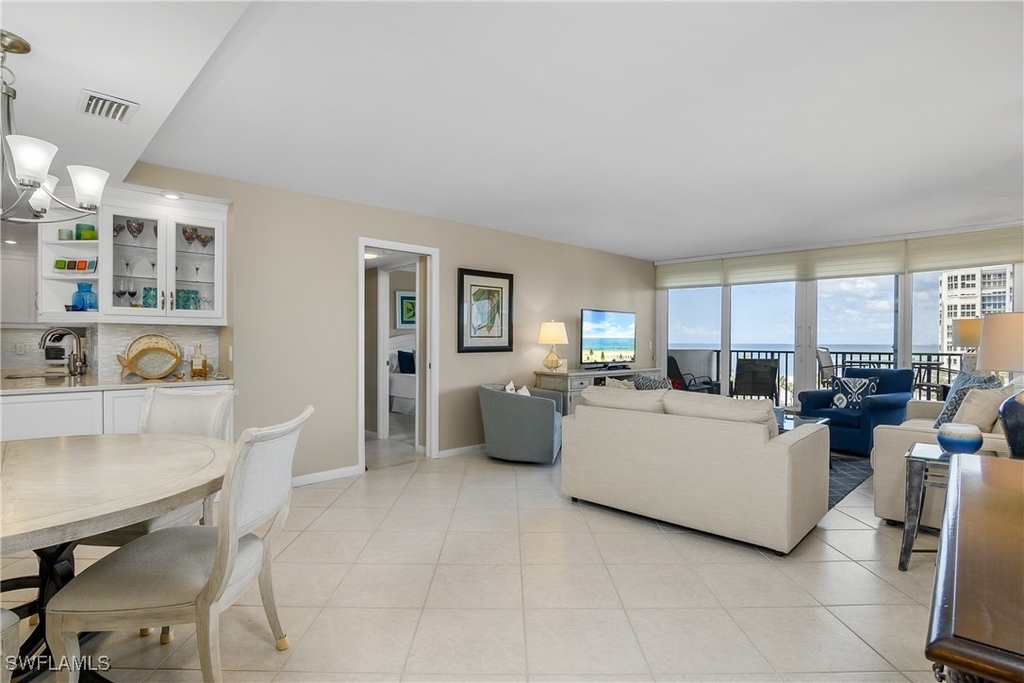 4005 Gulf Shore Boulevard N - Photo 6
