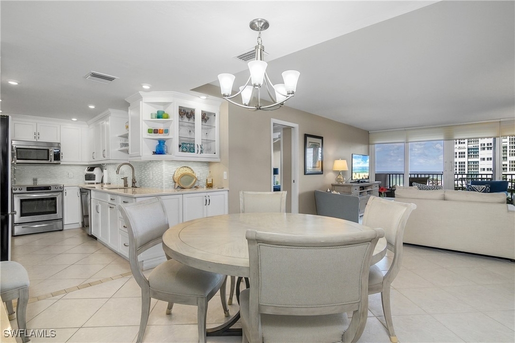 4005 Gulf Shore Boulevard N - Photo 14