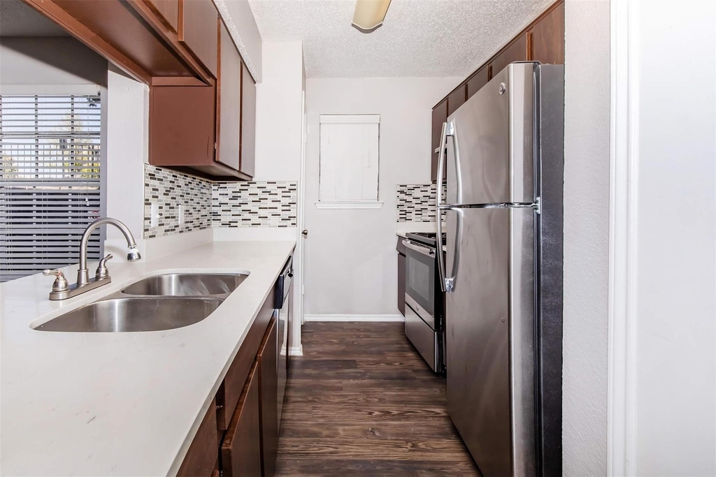 8301 Boat Club Road - Photo 4