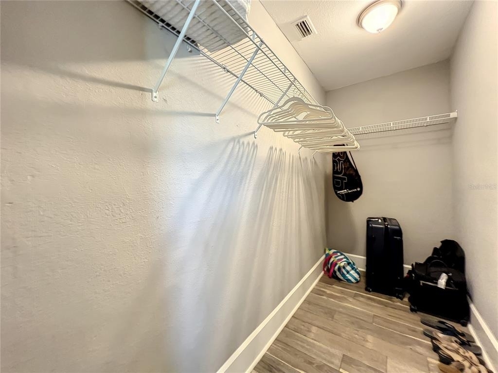 1137 Highland Street S - Photo 40