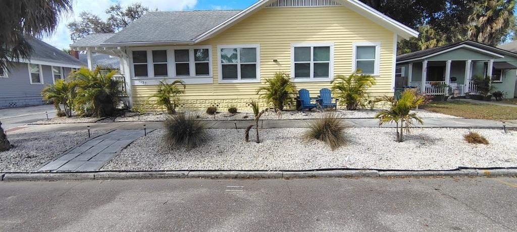 1137 Highland Street S - Photo 5