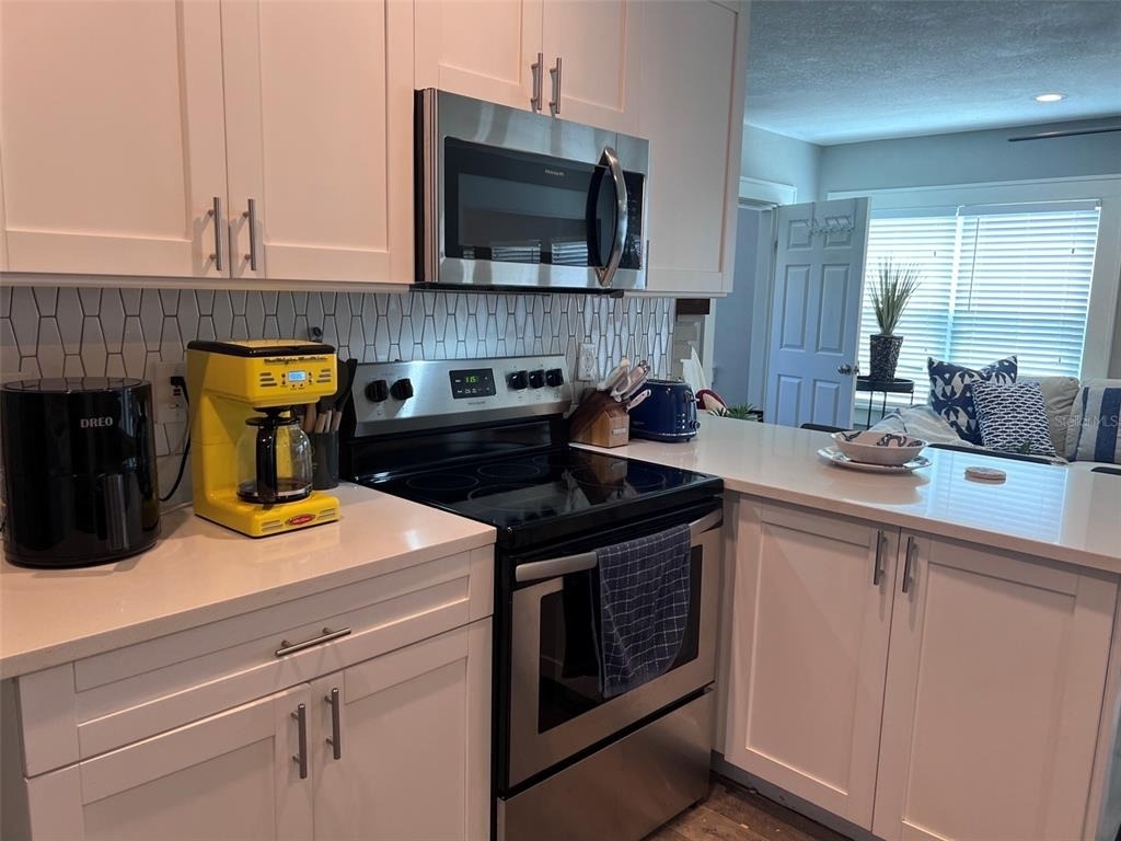 1137 Highland Street S - Photo 38
