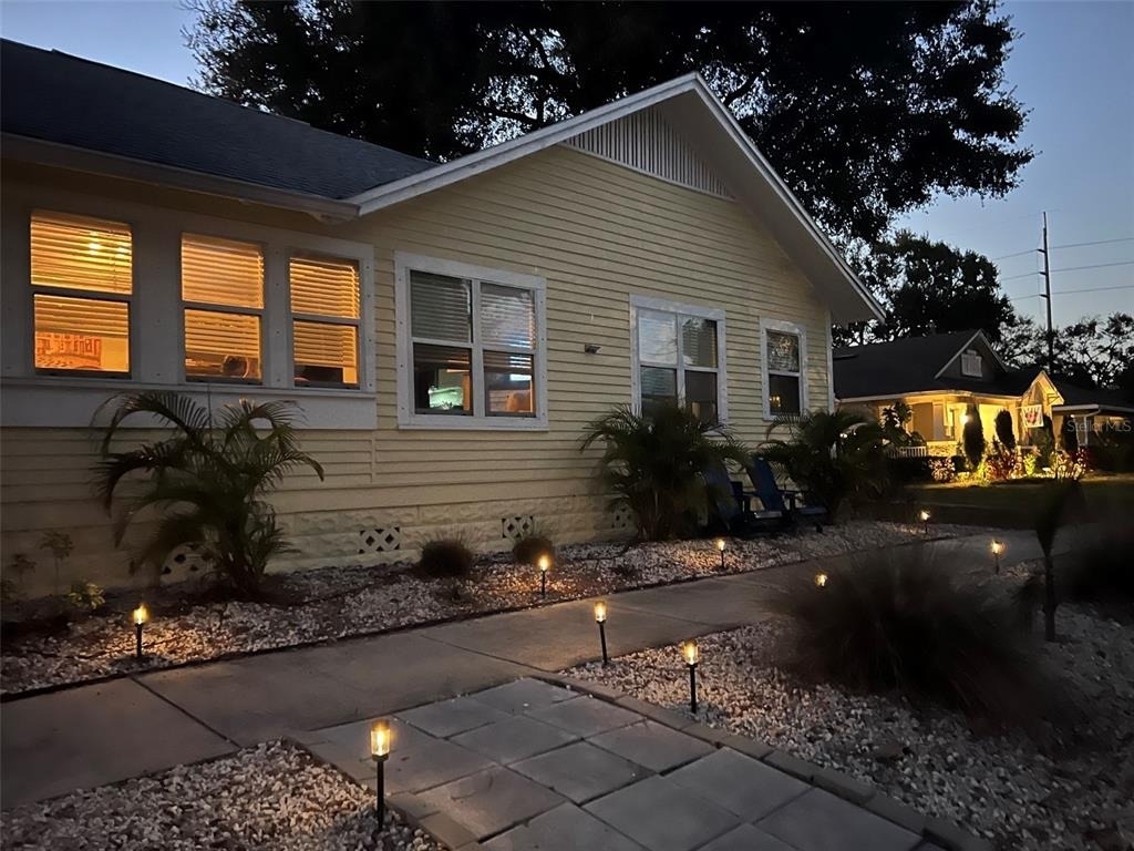 1137 Highland Street S - Photo 52