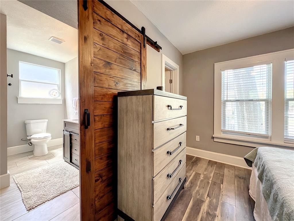 1137 Highland Street S - Photo 33