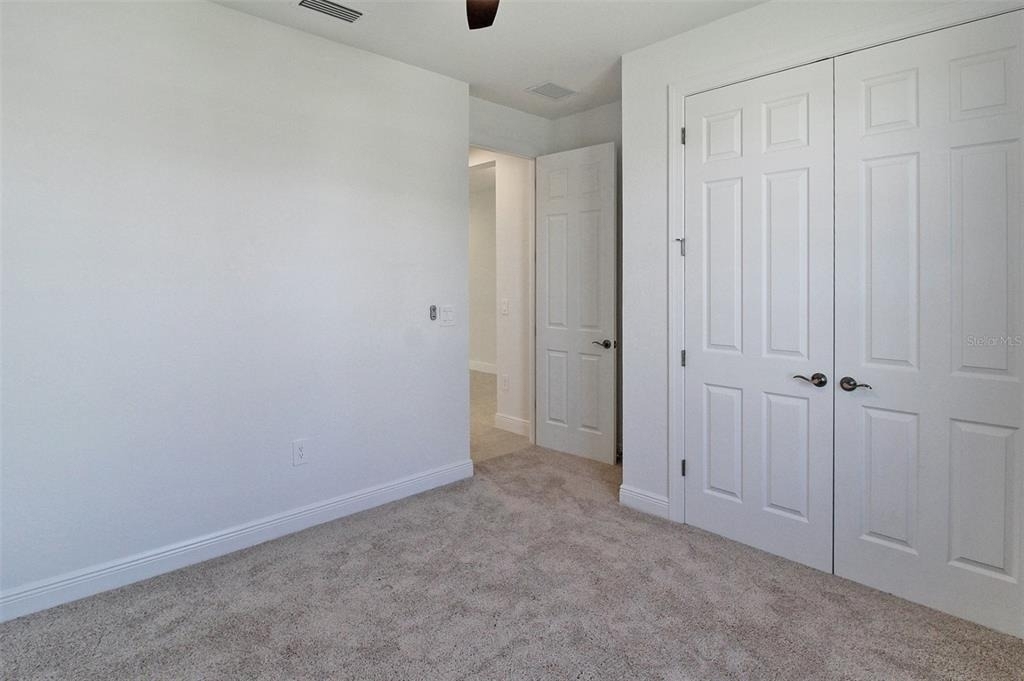 17212 Luminous Avenue - Photo 6