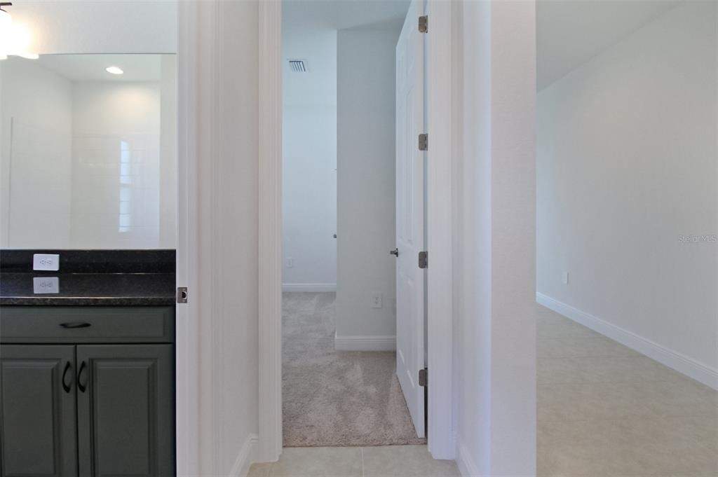 17212 Luminous Avenue - Photo 9