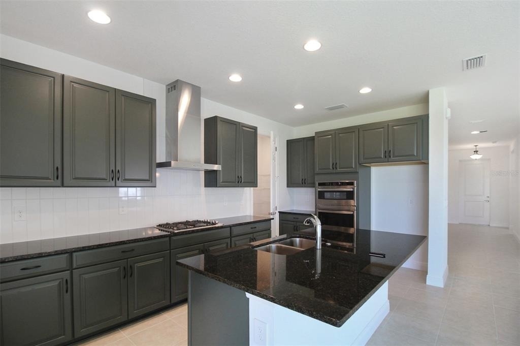 17212 Luminous Avenue - Photo 21